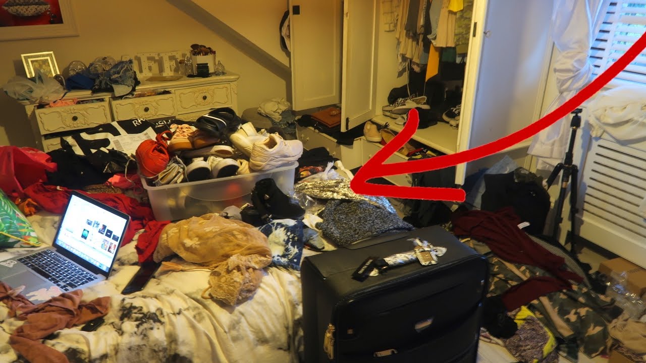GETTING RID OF MY CLOTHES & SORTING OUT MY ROOM!!