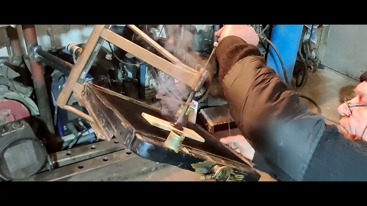 Радиатор ГАЗ 2410-31029 ремонт, вскрытие, чистка, пайка сот