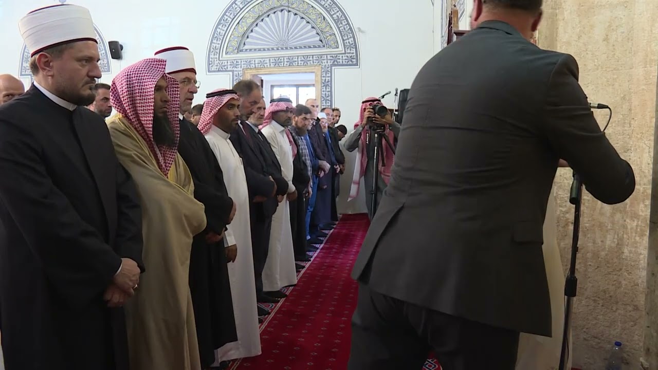 Falja e namazit të xhumasë  në Prishtinë, nga imami i Qabesë, Abdullah Avad el-Xhuheni