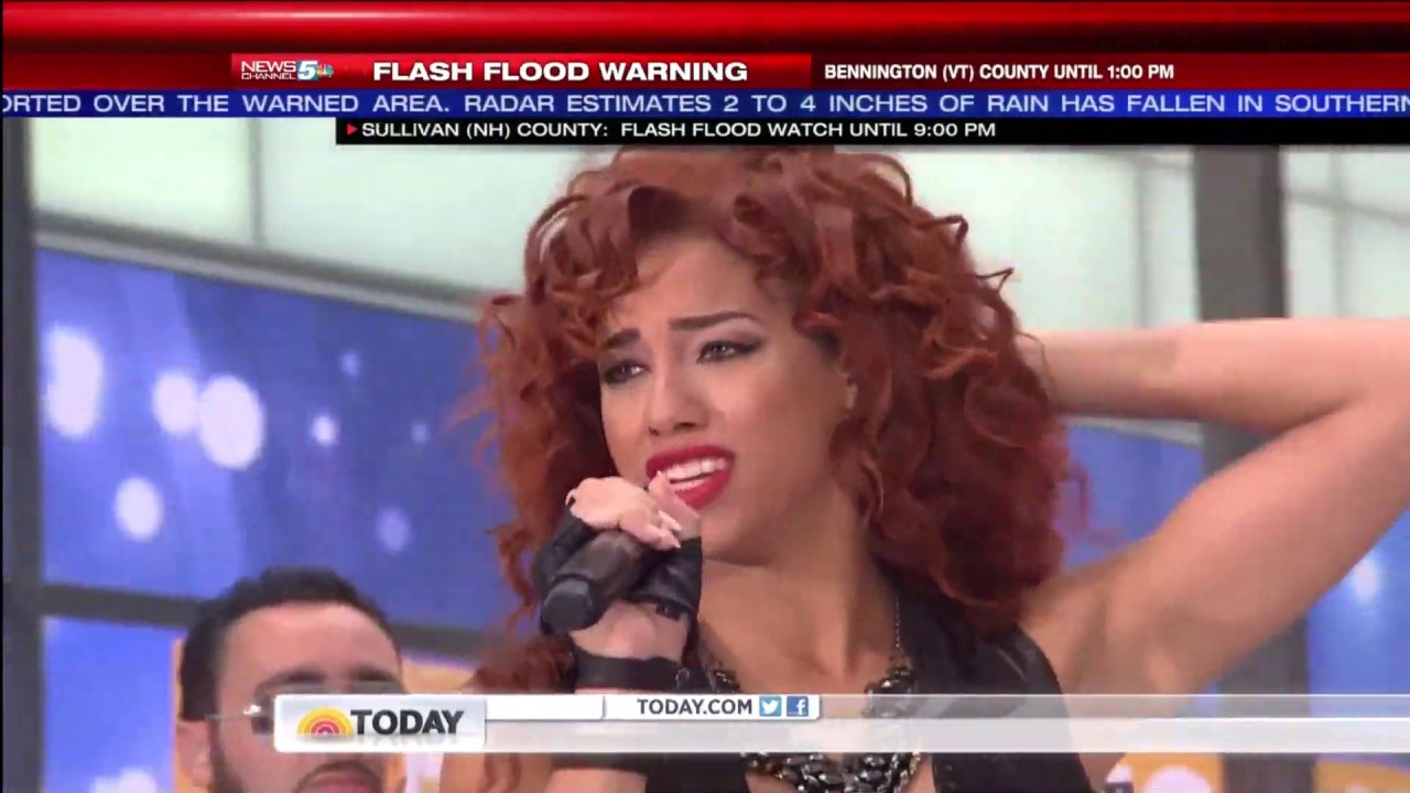 I Cry - Playing with Flo Rida on the Today Show - 2013