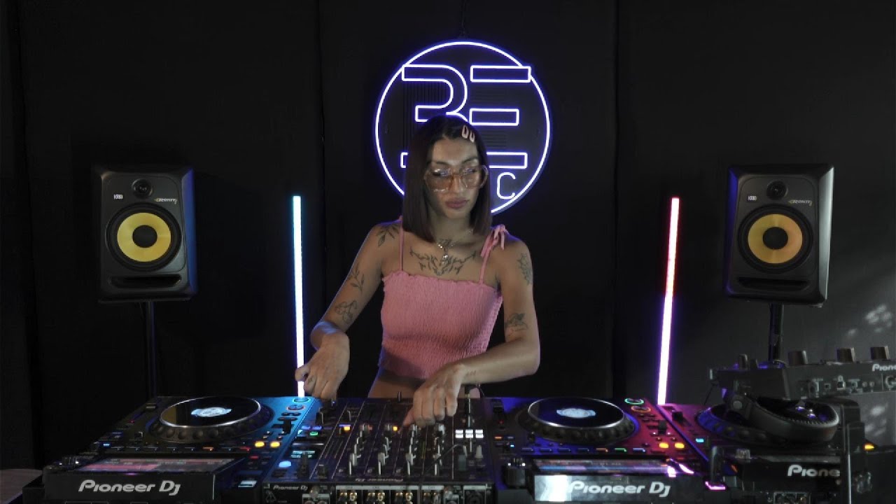 Hard techno set. Ro444