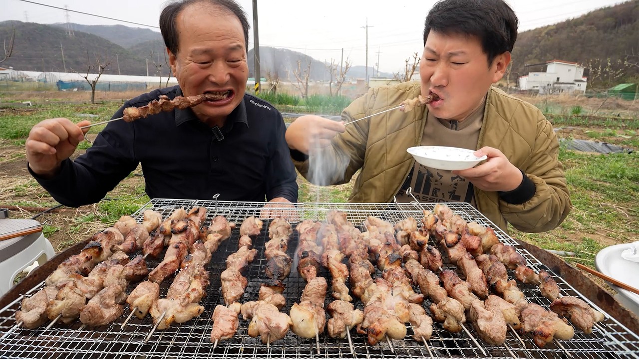 오리의 색다른 맛?! 숯불에 직화로 구워 먹는 오리 꼬치구이! (Charcoal grilled Duck meat) 요리&먹방!! - Mukbang eating show