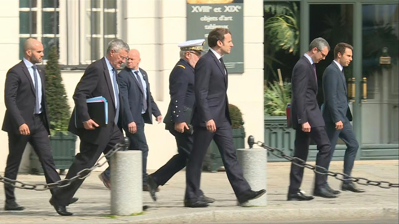 Coronavirus: Emmanuel Macron quitte le centre interminist&eacute;riel de crise place Beauvau | AFP Images