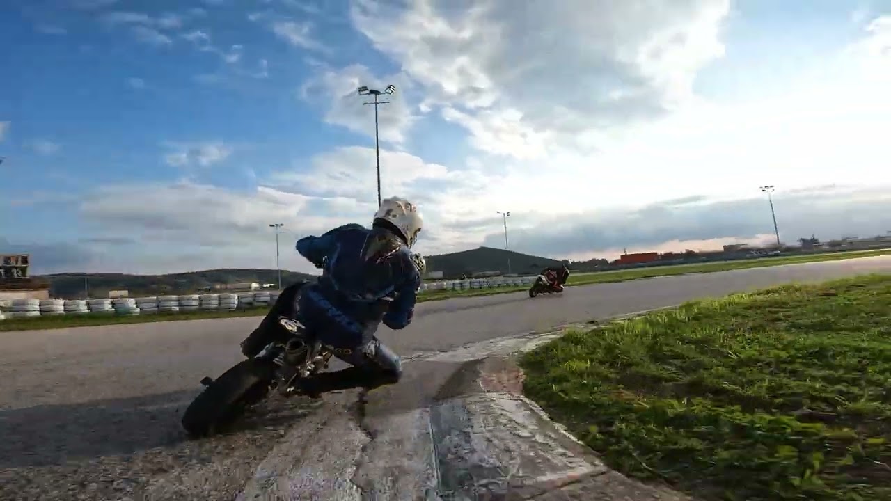 Fast Riders I Fast Pitbikes I Roussix VS Mpele I Greece