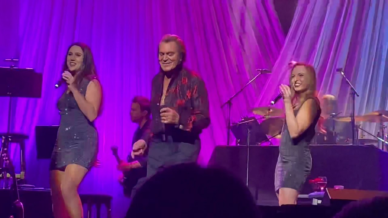 Engelbert Humperdinck Dunfermline 04.11.21