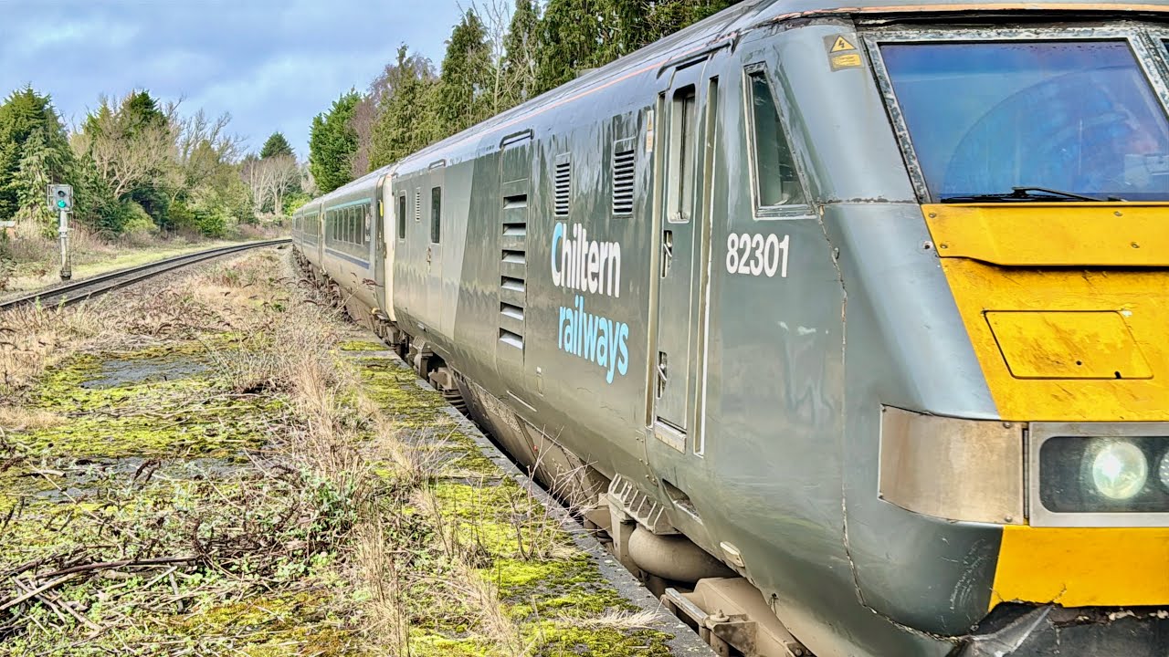 Chiltern Mark 3&rsquo;s - 82301 & 68013 &lsquo;Peter Wreford-Bush&rsquo; - #train #railway #class68 