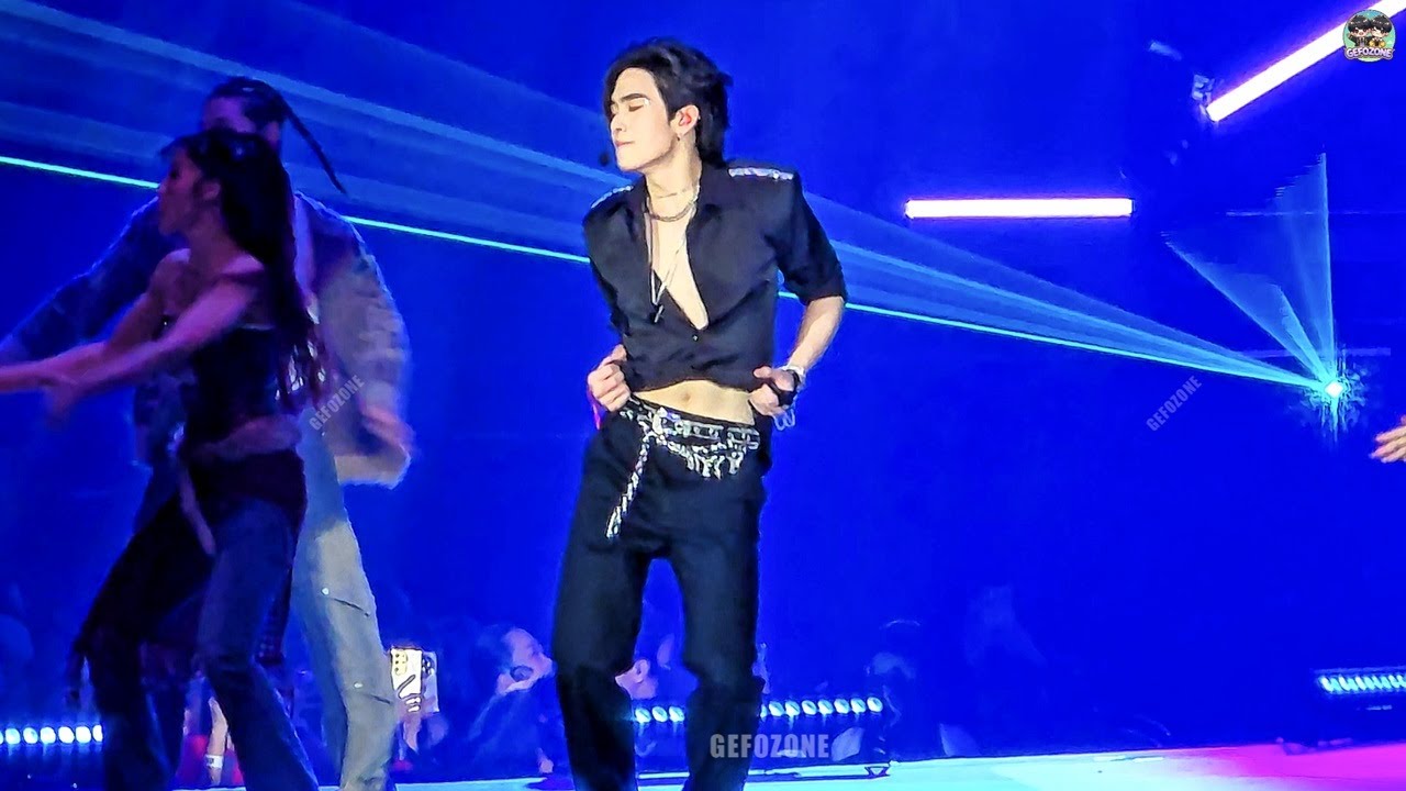 TEEDEE TADA - SANTA 🔥🔥😍😍❤️❤️ แซนต้าเก่งมาก เต้นสวยมาก เก่งหล่อสวย ครบในคนเดียว😍 #PerthSantaFanconD1