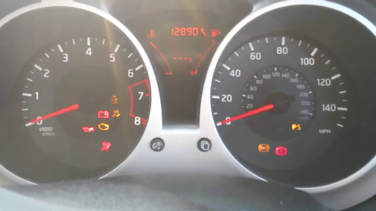 Enabling Auto Door Locking in a Nissan Juke (1st Generation)