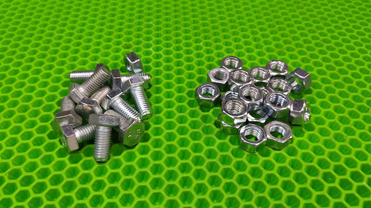 Amazing idea for your workshop, bolts and nuts will get you there!!!