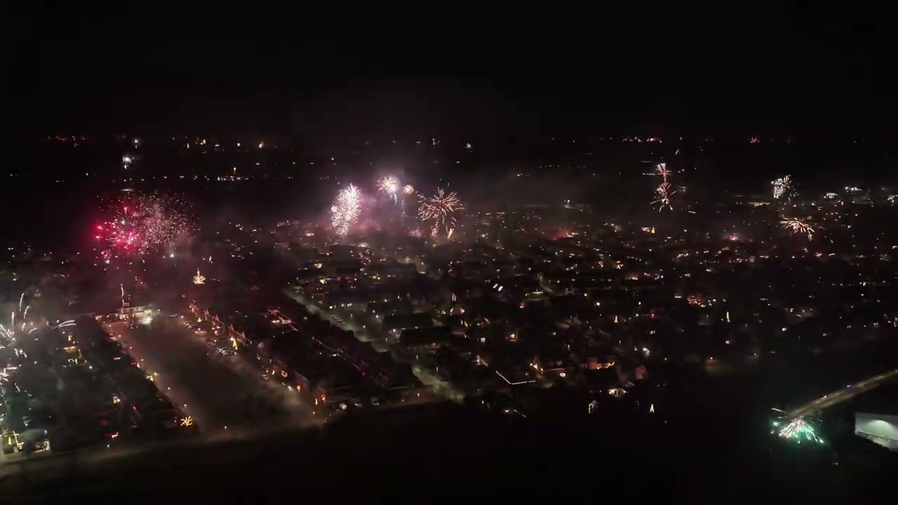 Jaarwisseling 2025-2026 #drone #vuurwerk #olst #jaarwisseling 2025-2026 #oudjaar #mndroneworks