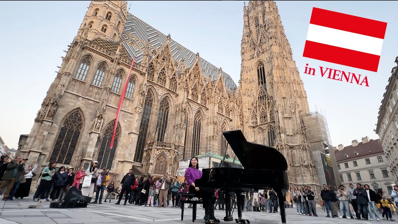 Must-See Street Piano Cover of Elton John's 'I'm Still Standing'!