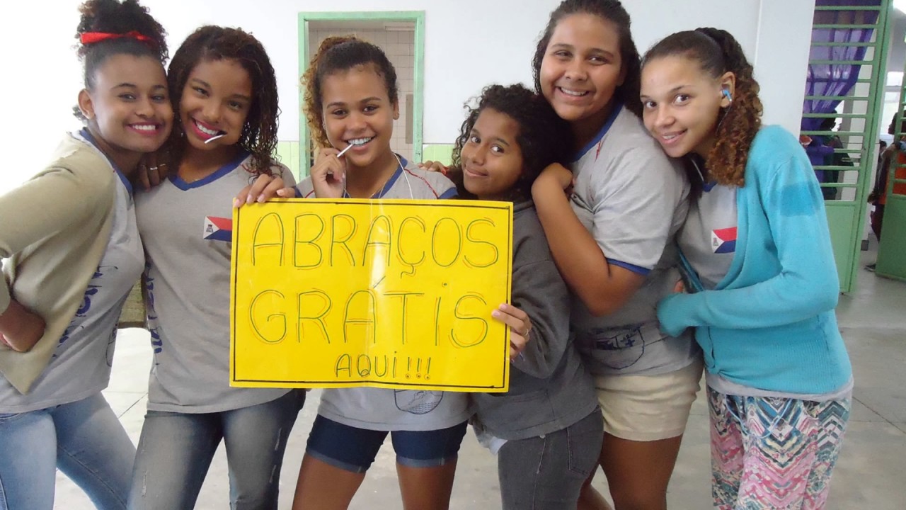 ABRAÇO GRÁTIS-PROJETO DE ENSINO RELIGIOSO-UMEF ILHA DA JUSSARA-2016