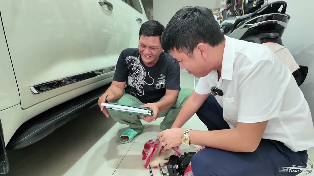 KHÓ CÓ CHIẾC THỨ 2!! - Chiếc LC200 LƯỚT QUÁ MỚI Mà Lần Đầu Tiên Em Toàn Bắt Gặp