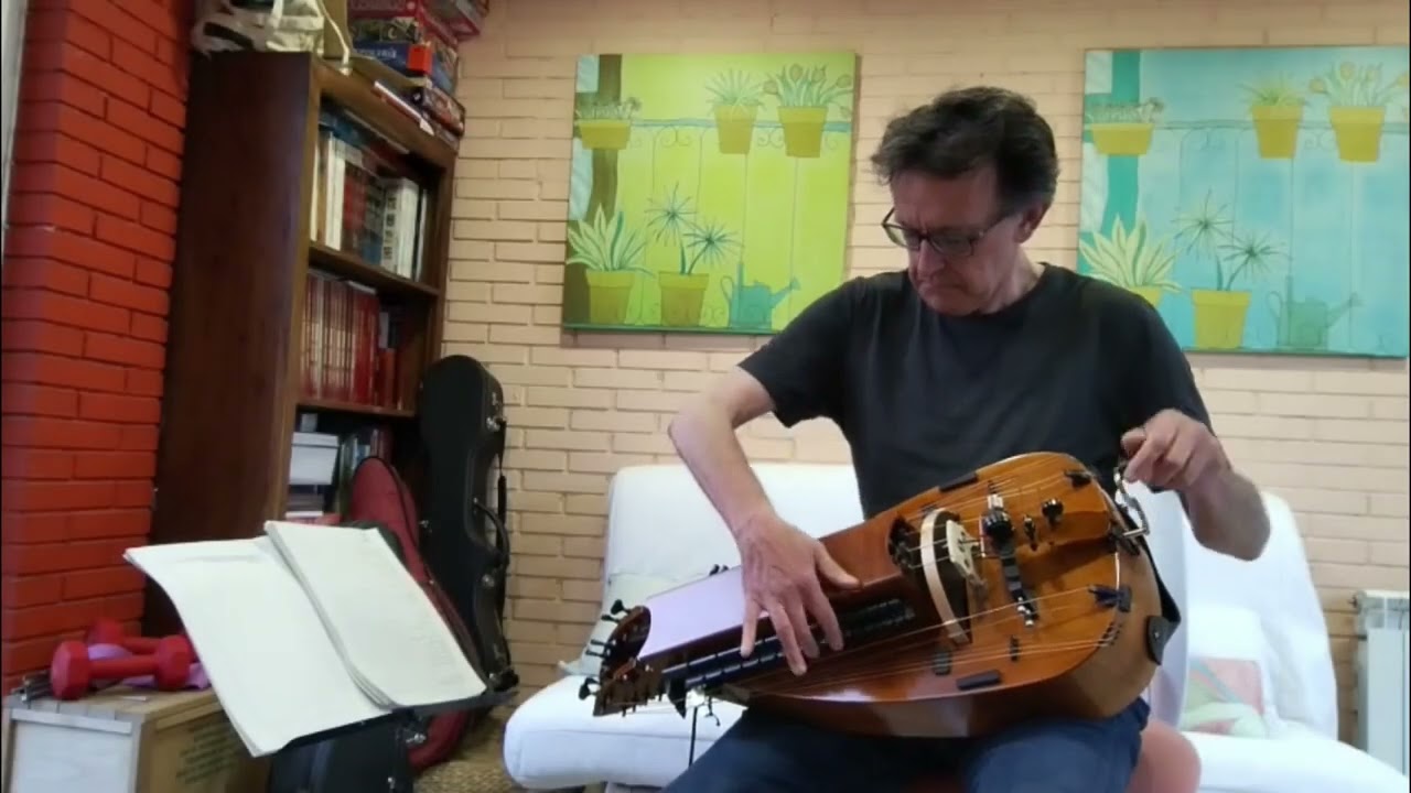 Playing some 7/8s and some more uneven meters with my instrument plugged-in 31 3 2025
