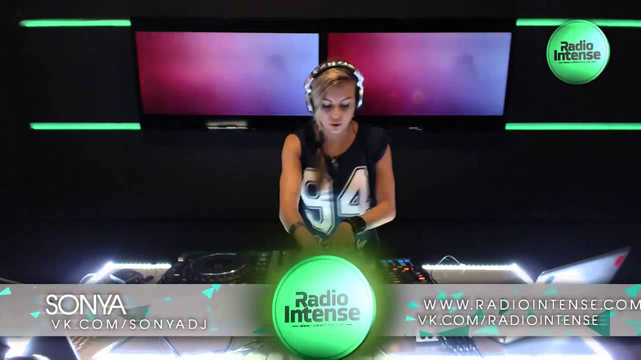 Live @ Radio Intense 08.08.2013 - Sonya (Playstation 008)