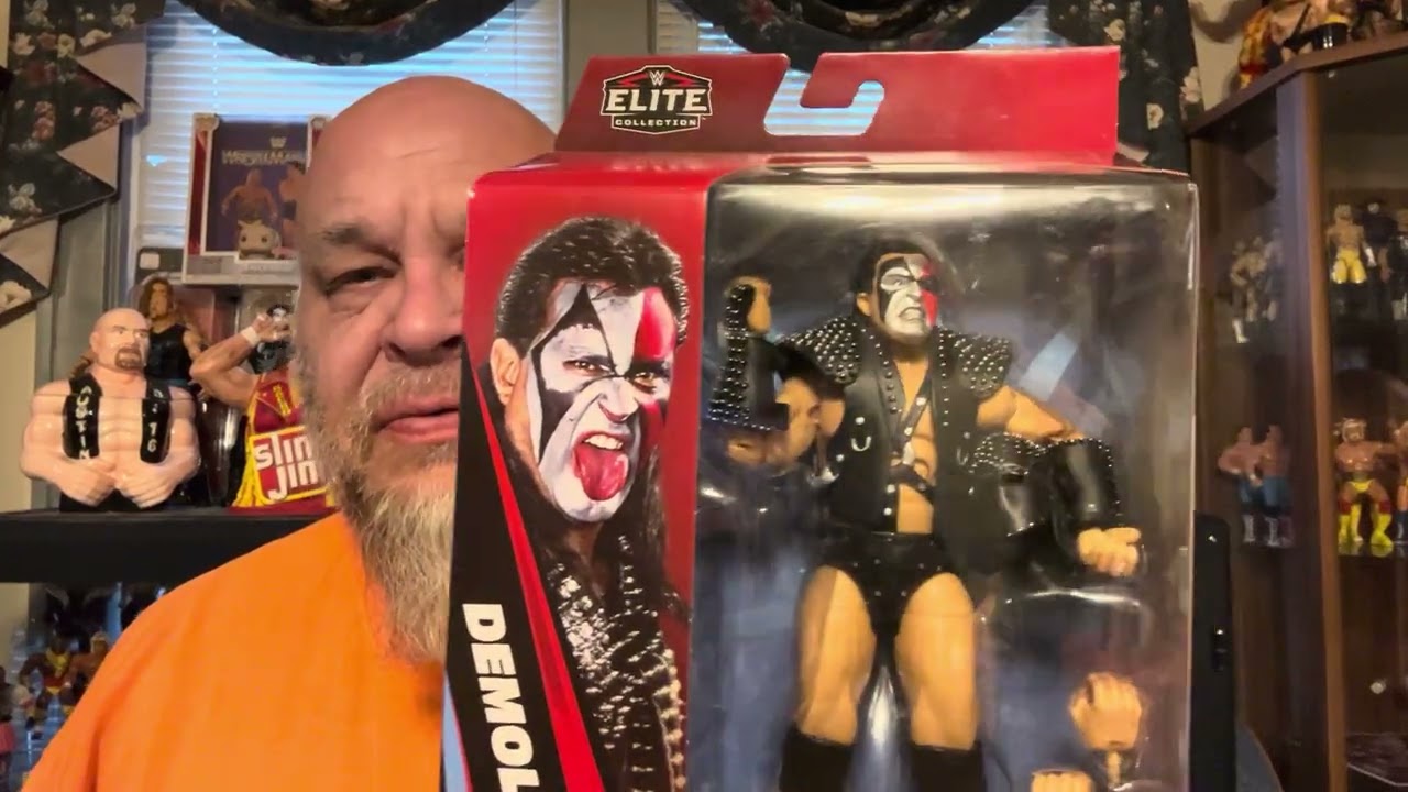 From Flea Market to Ringside! INSANE Wrestling & Horror Haul!