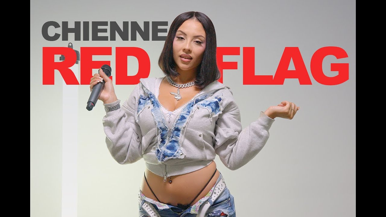 Chienne - Red Flag | SSSS Magazine #chienne #redflag
