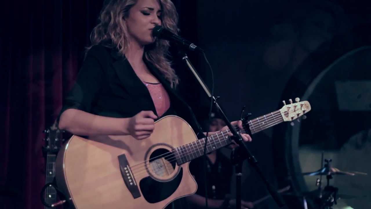 Tori Kelly - Dear No One (LIVE)
