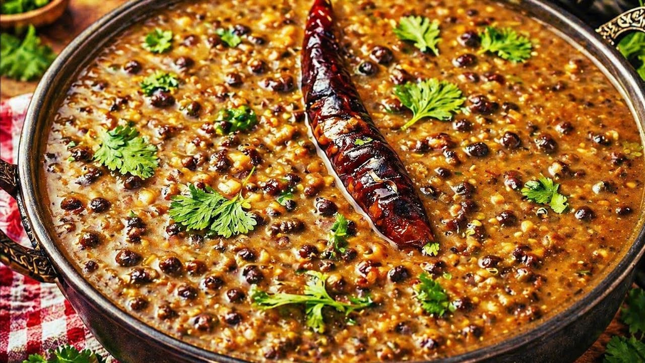 Dhabe Jaisi Tadke Wali Khadi Urad Dal | Khadi Urad Daal Recipe | Dhaba Style Urad Dal Recipe