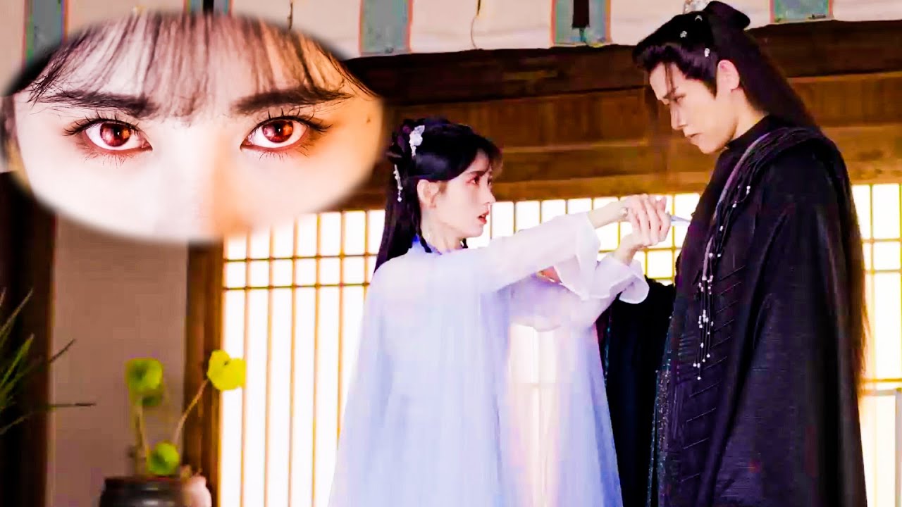窒息昏迷的瞬間，灰姑娘覺醒鳳凰血脈，紅眸璀璨一劍反殺！#花戎 #鞠婧祎 💖#郭俊辰