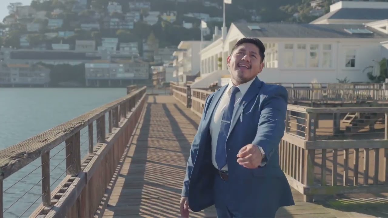 Quiero cantar una linda canción 