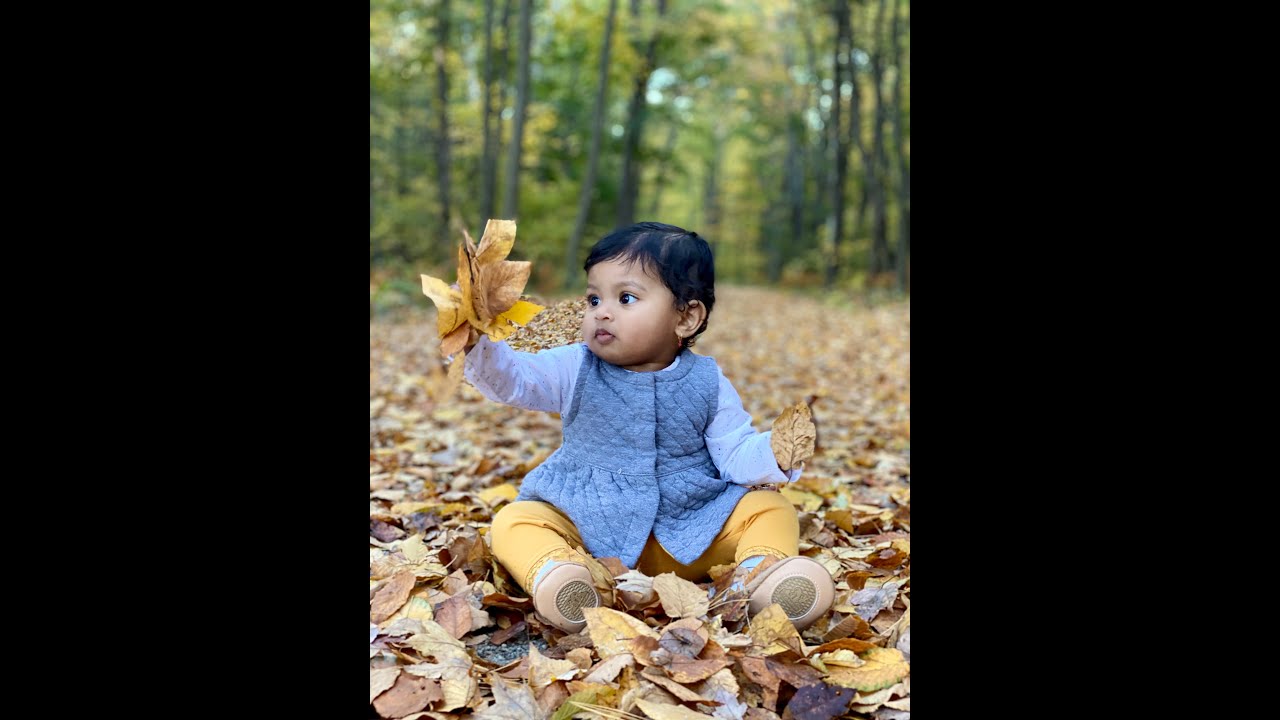 BABY REACTS TO FALL LEAVES