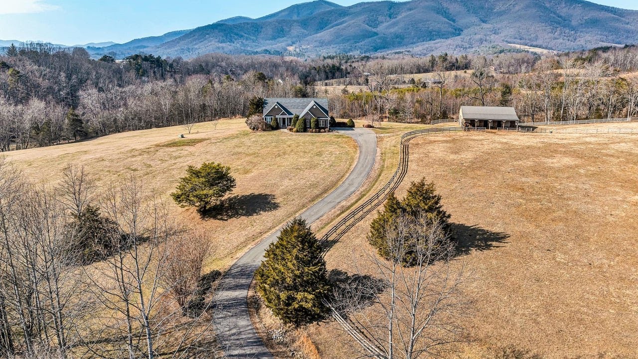 323 Deerberry Lane, Boones Mill, VA