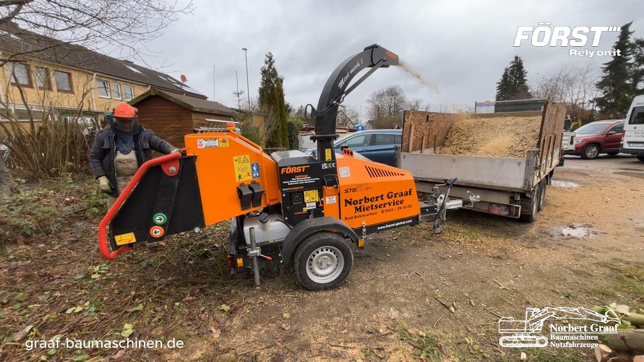 Häcksler Först ST6D mieten!