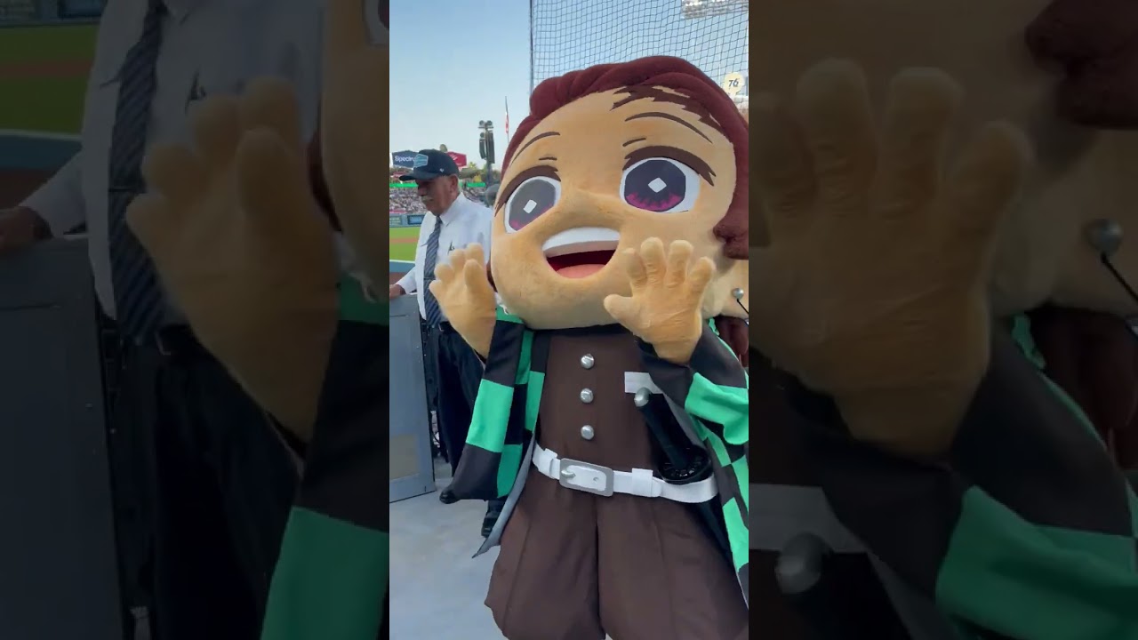 Tanjiro at the Demon Slayer: Kimetsu no Yaiba Infinity Castle Night at Dodgers Stadium  #demonslayer