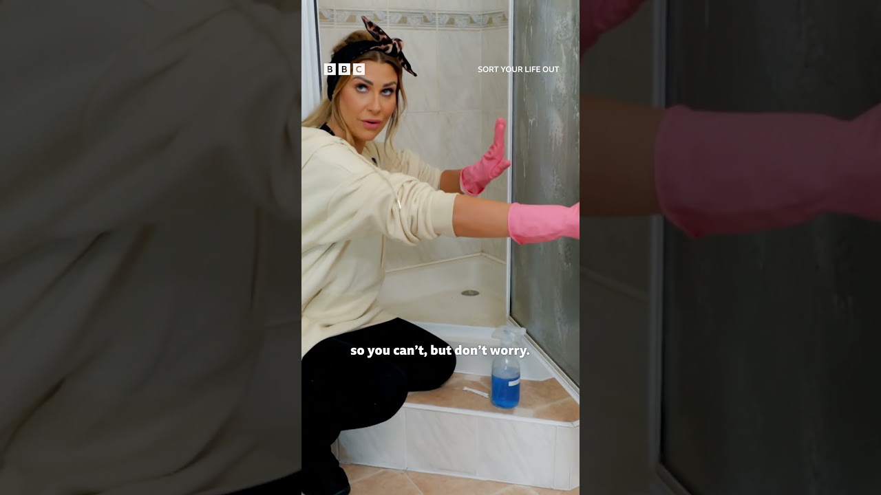 Make your showerhead sparkle with this easy cleaning hack from Mrs Hinch 🛁 #SortYourLifeOut #iPlayer