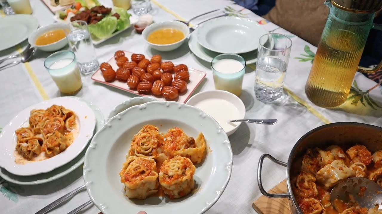 Iftar me trendafila te mbushura me mish. Receta te shpejta.
