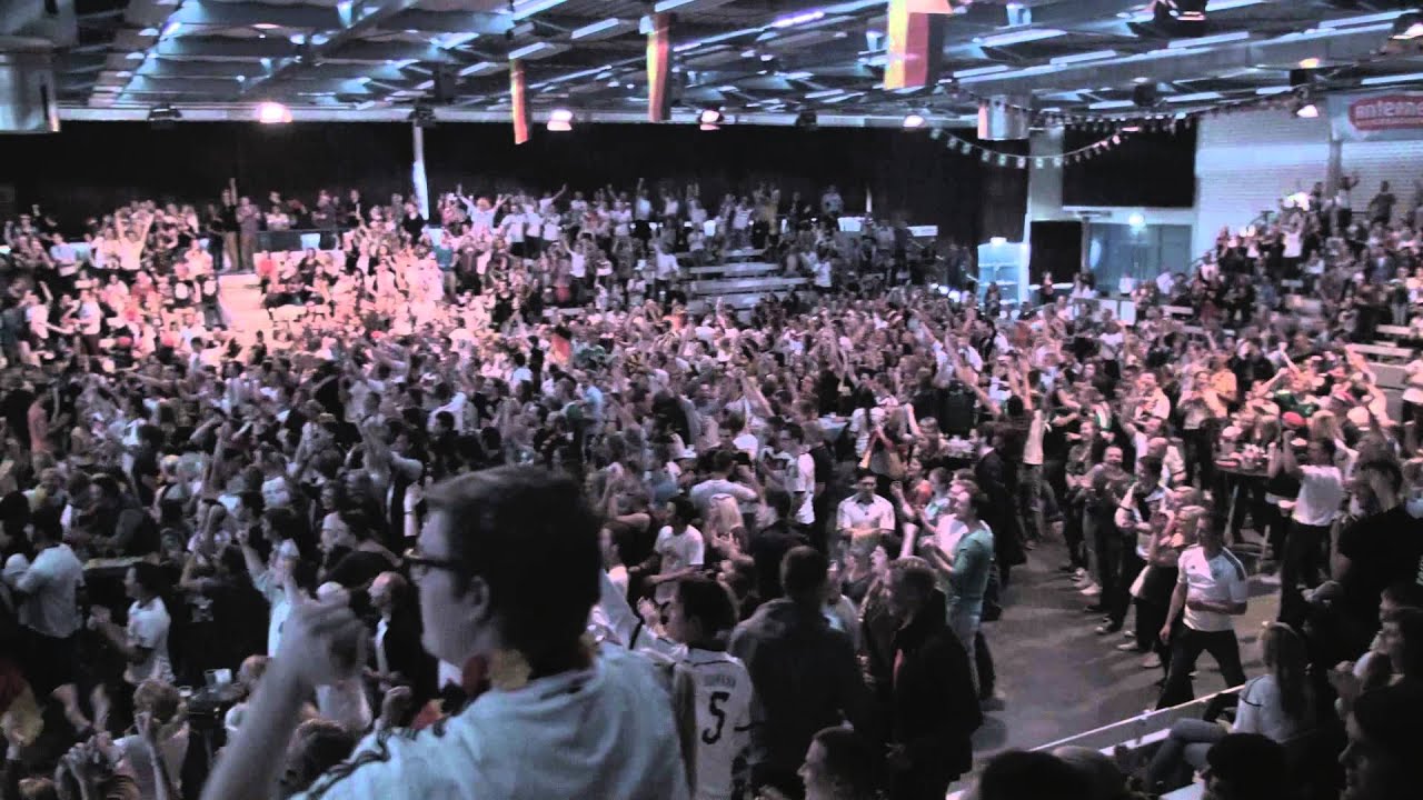 FIFA WM 2014 Brasilien - Deutschland - Moinsen Mafia - Lingen - Emslandhallen - Public Viewing