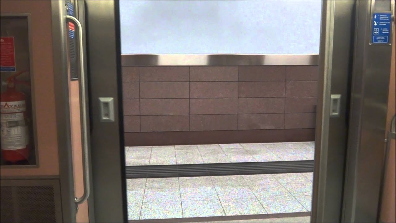 Athens Metro: Departing Signals