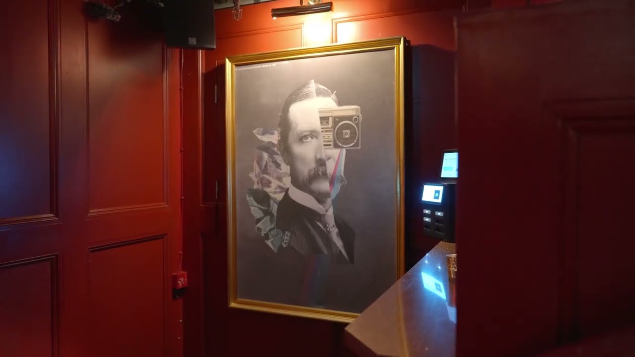 Step Inside The Escapologist