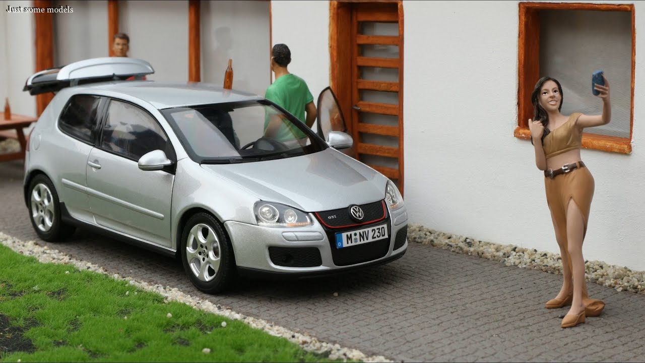 1:18 Volkswagen Golf V GTi 2005 - Norev [Unboxing]