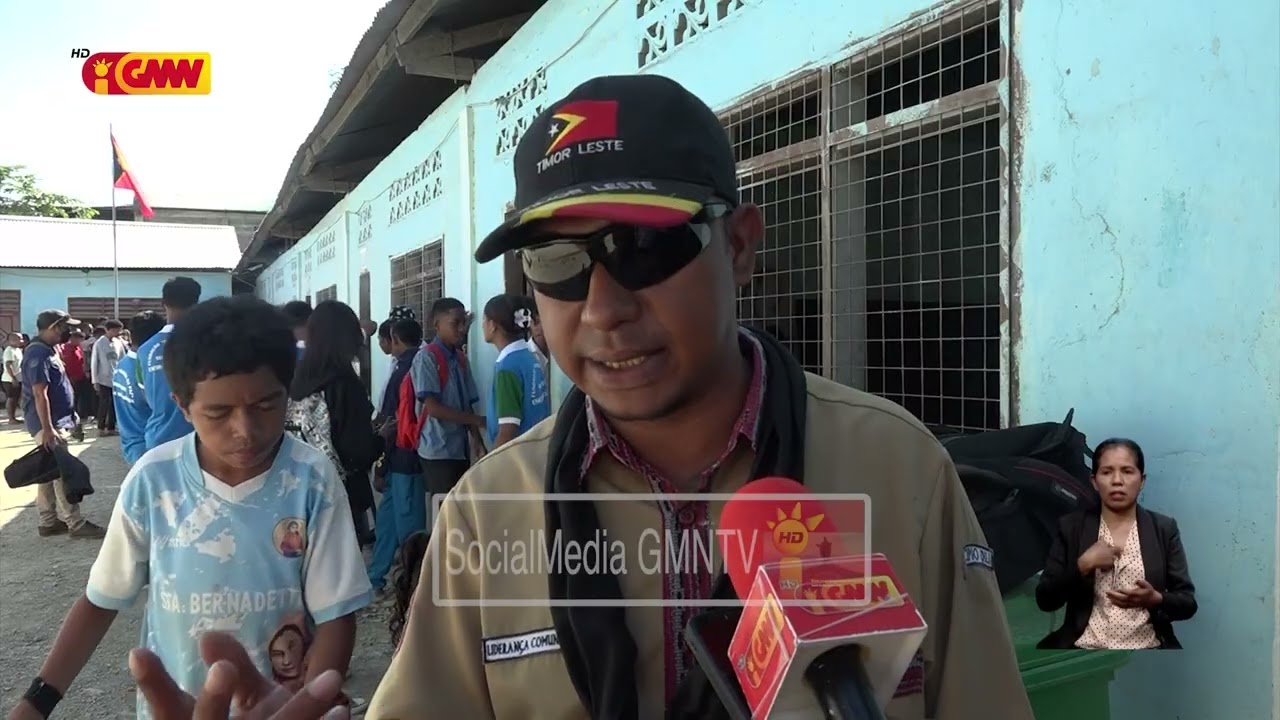 Xefi Suku Bebonuk loke portaun Eskola Rainha Da Paz nune'e estudante sira bele hahu fali prosesu ...
