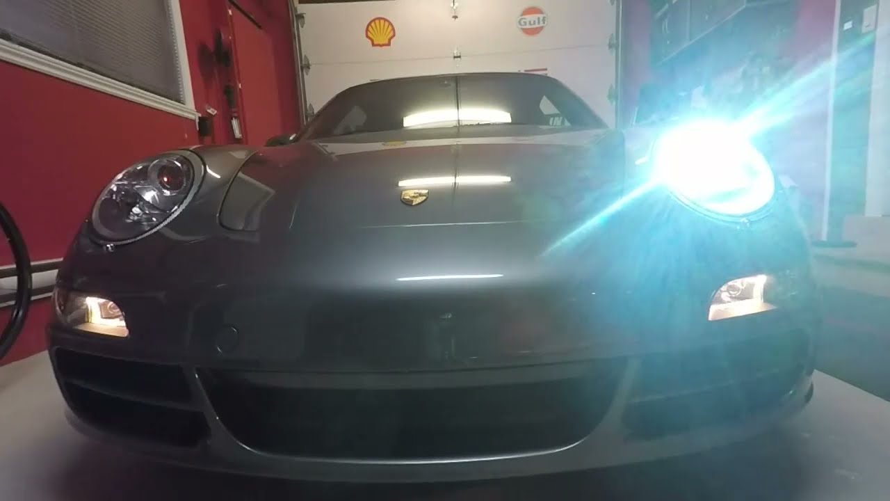 Porsche Headlamp HID Bulb Replacement