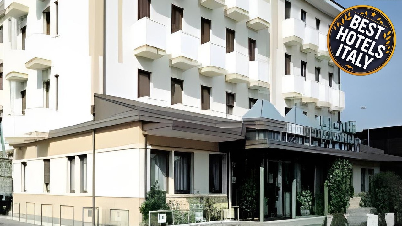 Hotel Al Pino Verde | Camposampiero, Italy | Hotel Review ⭐