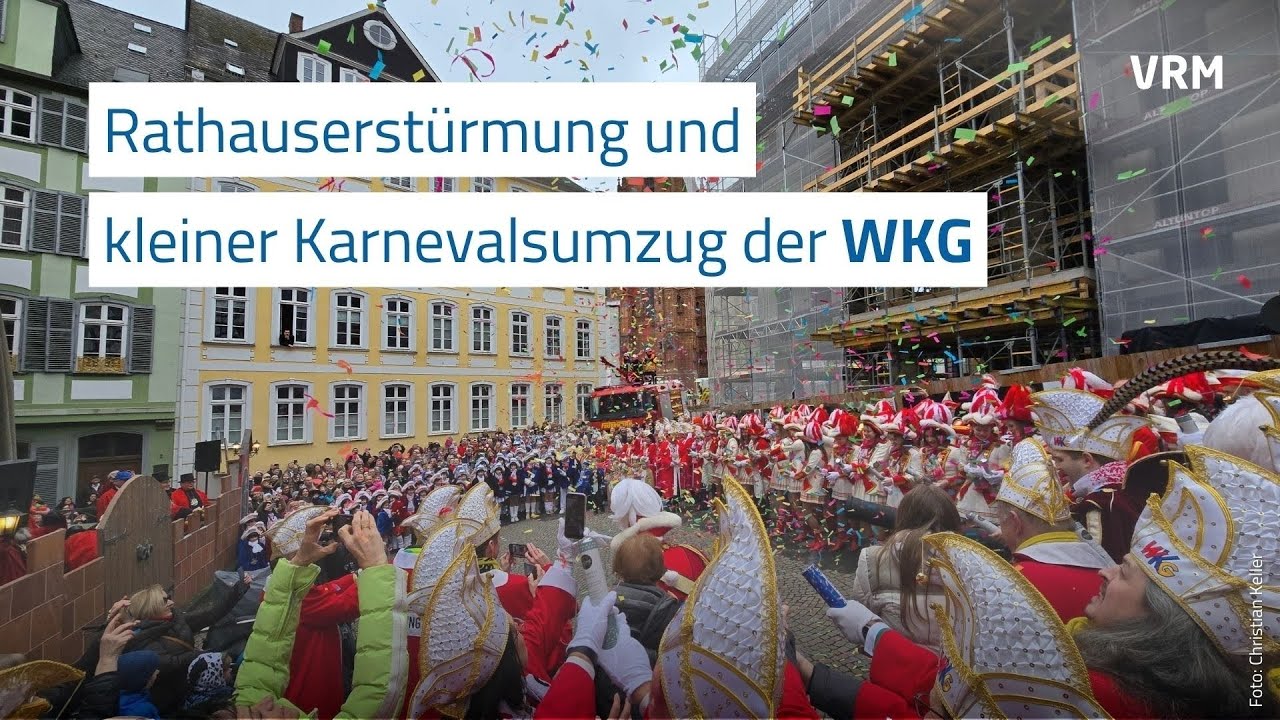 Rathauserstürmung und kleiner Karnevalsumzug der WKG