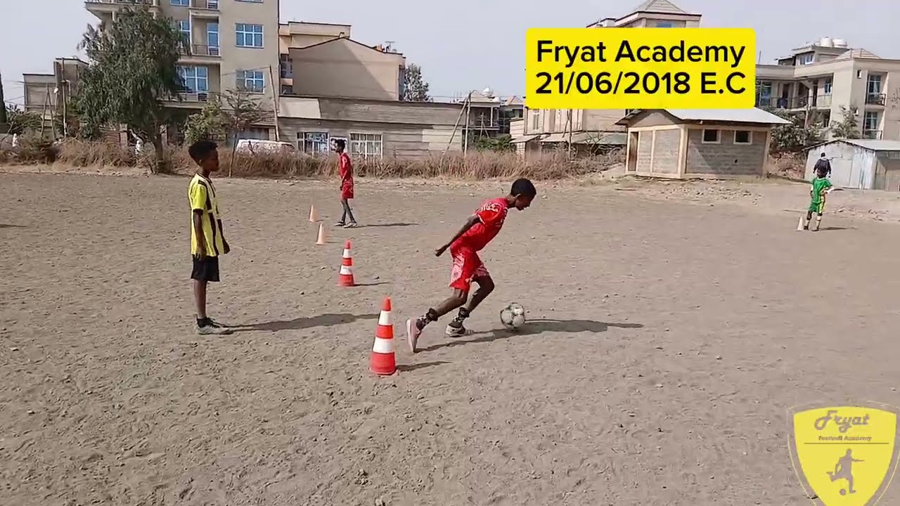 Fryat Football Academy: Dribbling 2 Training