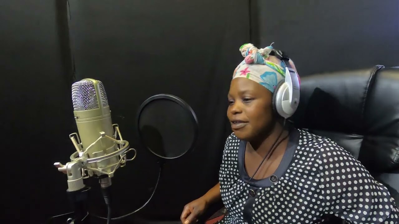 Muvoni - Tk Masiko (studio shoot)