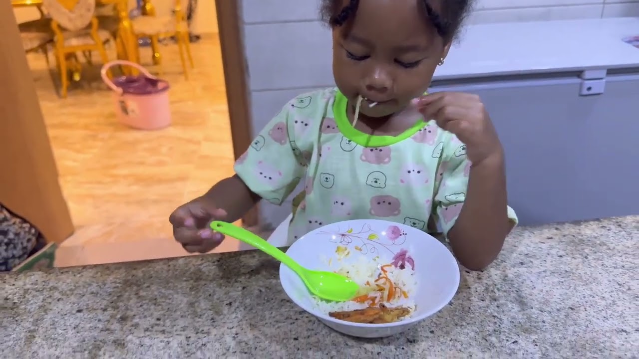 HARI PERTAMA EHI SEKOLAH⁉️ SIAPIN MAKAN SIANG EHI DI SEKOLAH, DINER SAMA SUAMI AFRIKA BERDUA SAJA.
