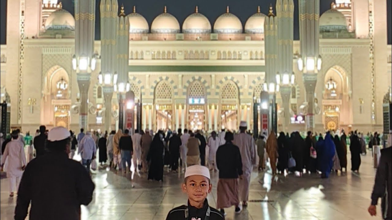 SOLAT SUBUH DARI MASJID AN NABAWI - SUASANA UMAT ISLAM DIBULAN 12 2025