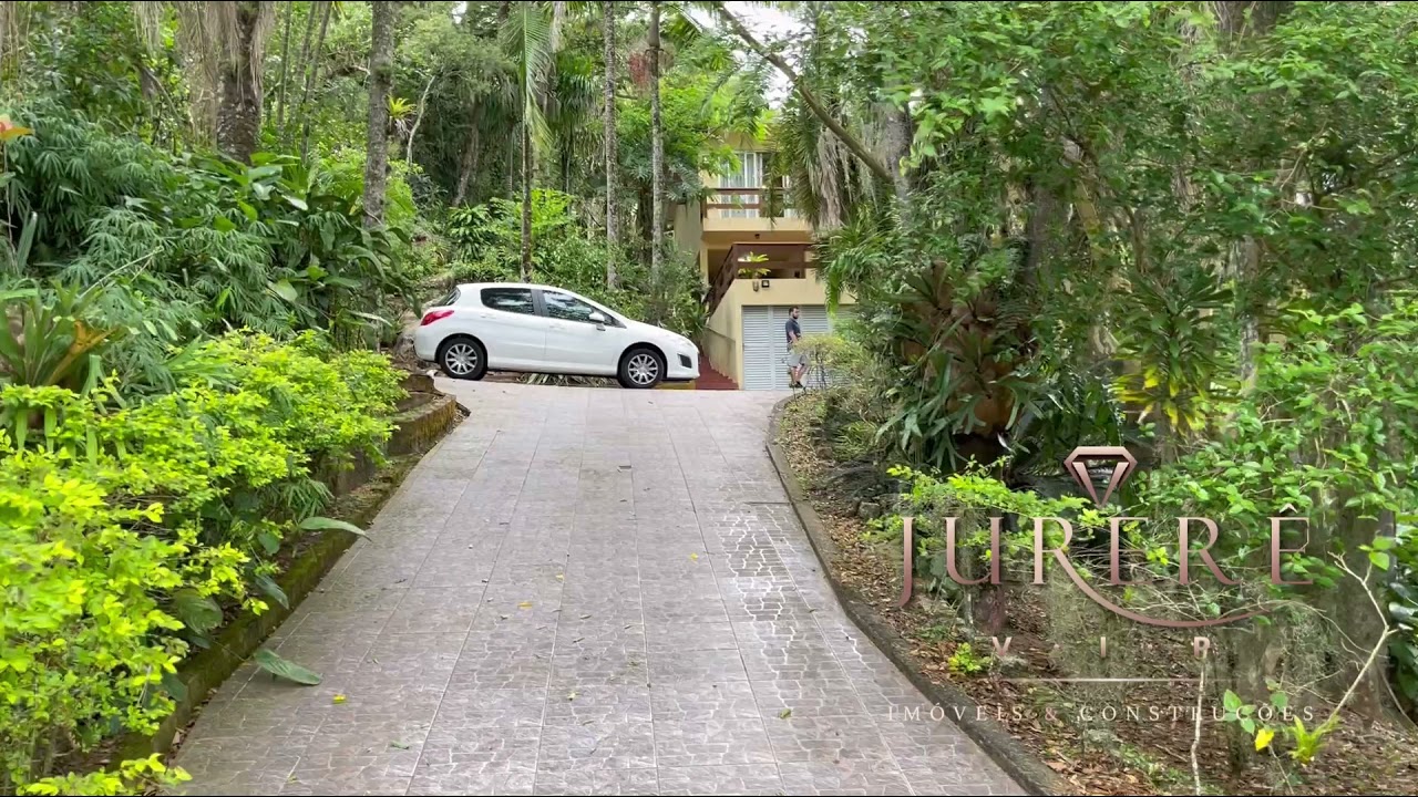 Casa frente mar Praia da Daniela. Florianópolis SC