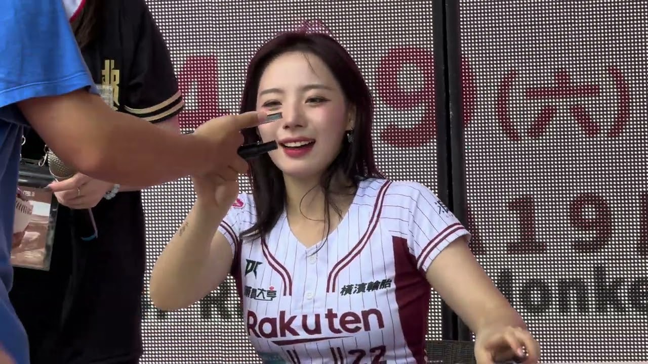 20250419 一日店長拍照見面會 與女神見面的時刻 智苑的簽名活動 #cheerleader #하지원 #河智苑 #樂天桃猿啦啦隊