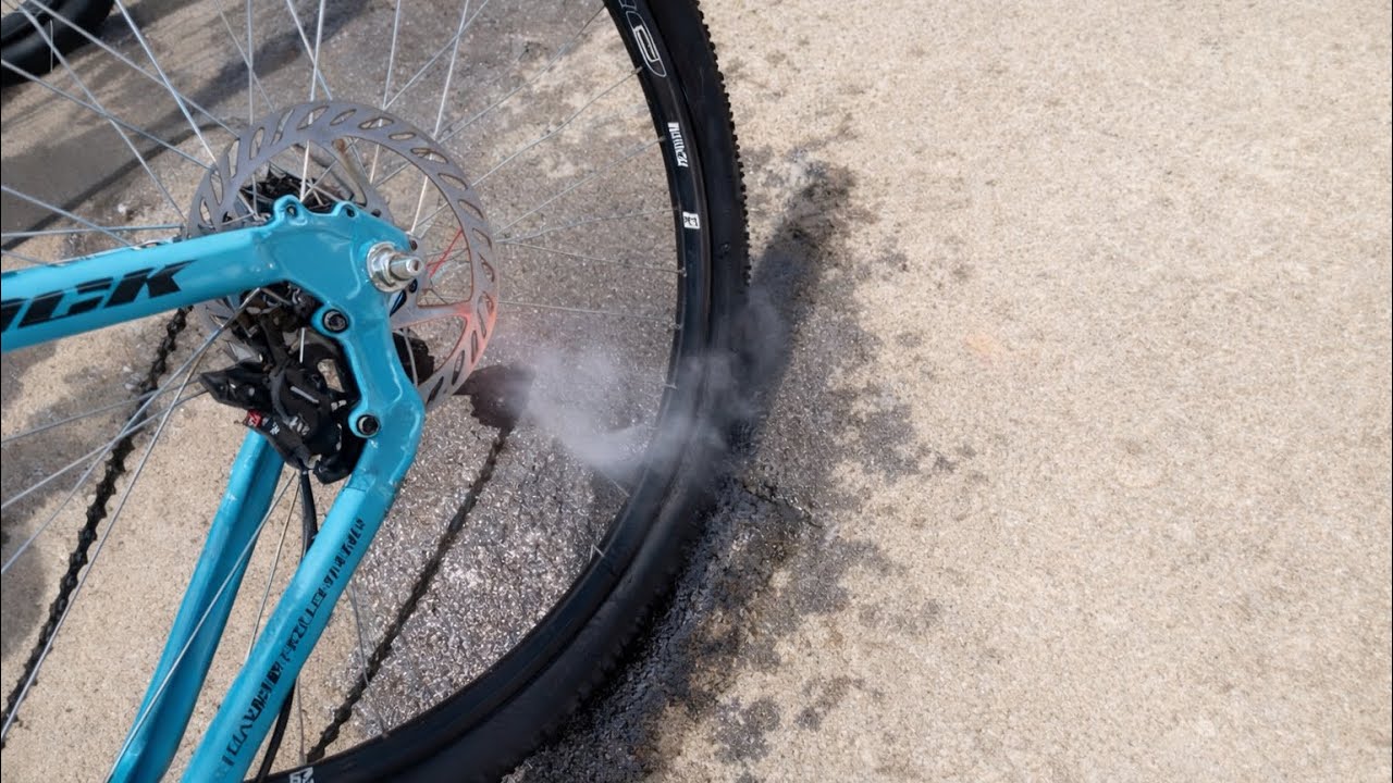 FOI DESCE NO MORRO COM MINHA BIKE E O PIOR ACONTECEU…
