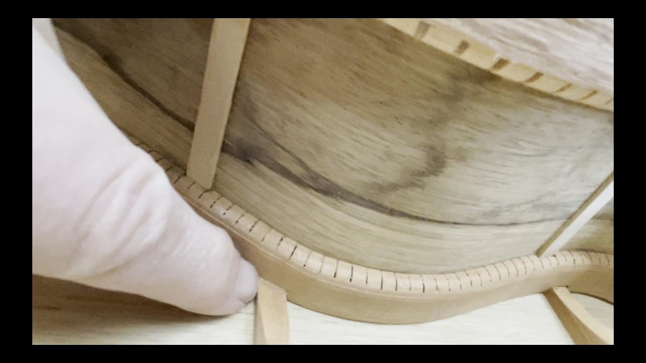 2 acoustic guitar building tips