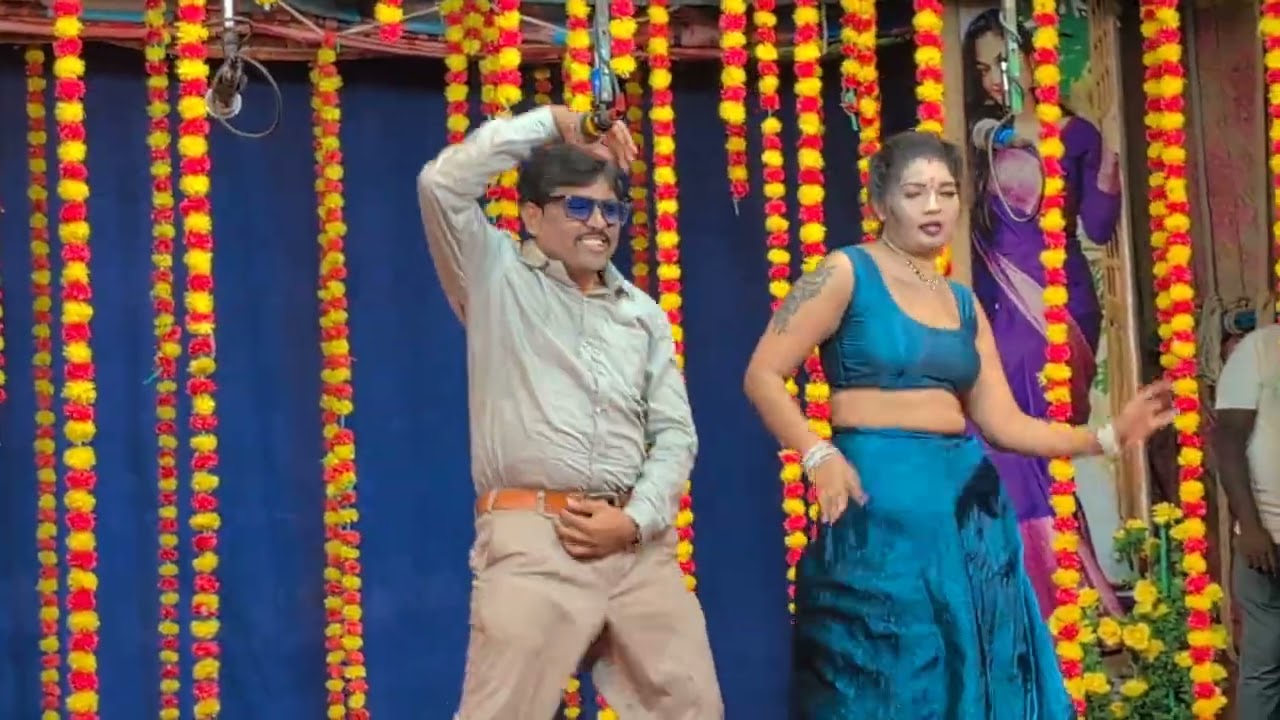 Rai Raiantu vayyarama rechipona telugu drama song at Rentechinthala tirunalla 