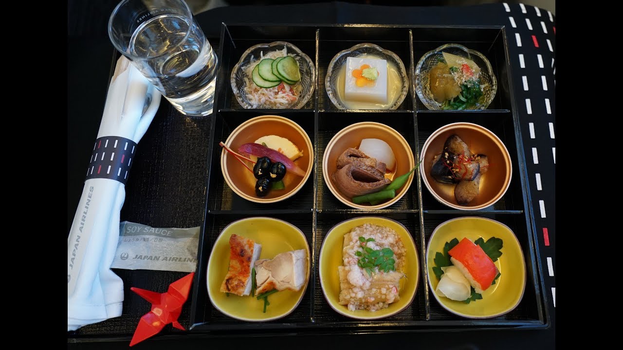 【JALビジネスクラス搭乗記】 サクララウンジと機内食が凄い (東京-パリ B787-8 Bisiness Class TOKYO-PARIS)