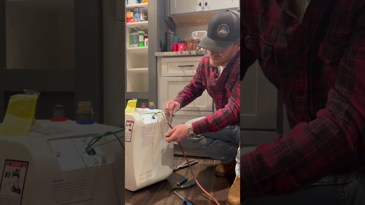 How to splice a wire using a butt splice connector. #diy #howto #tools #construction #diyprojects